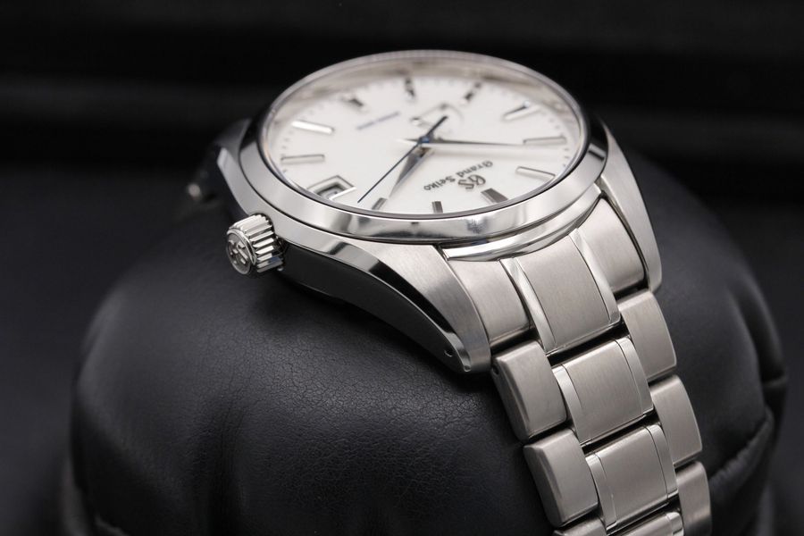 Grand Seiko Heritage Collection SBGA211